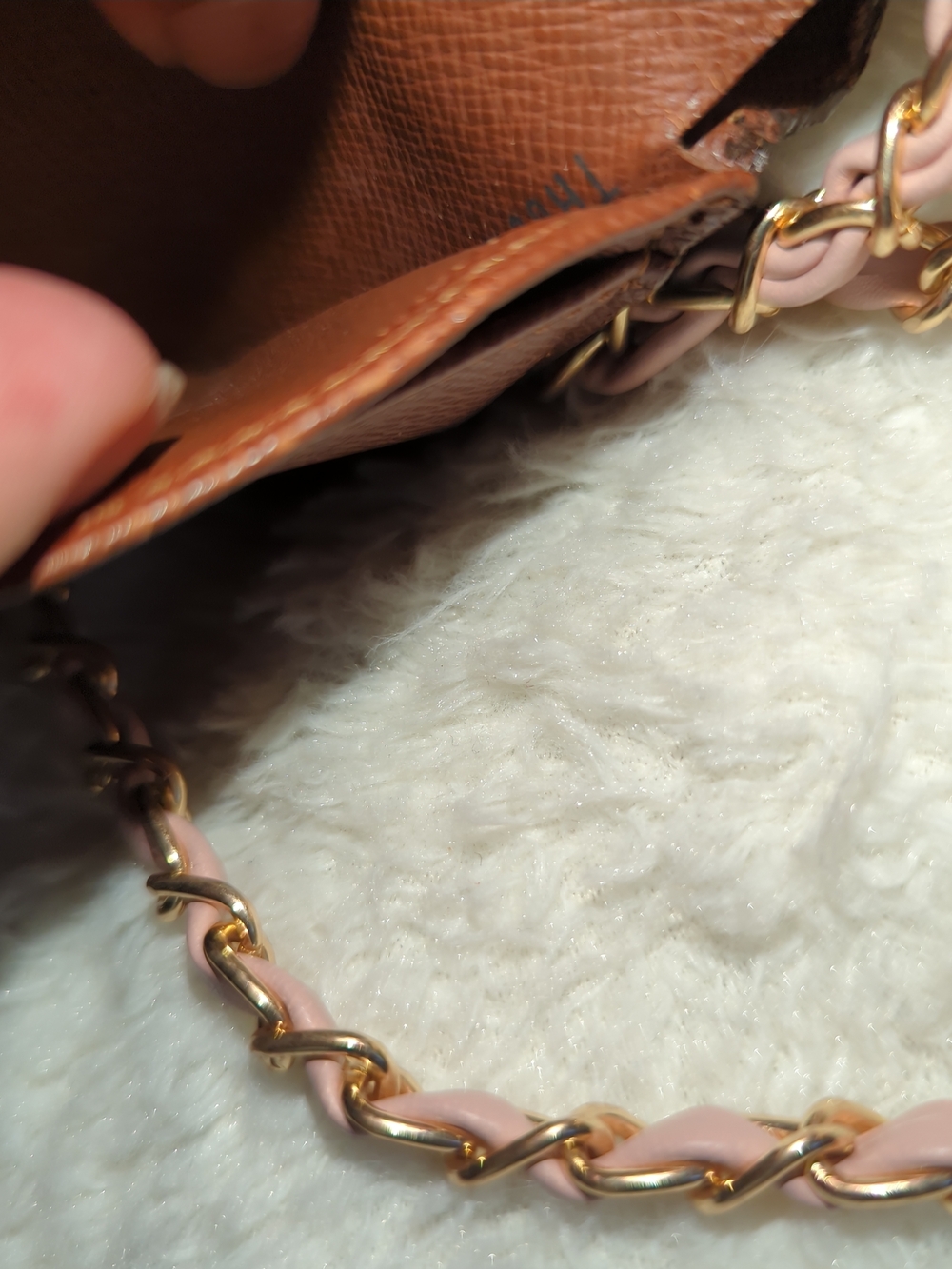 Louis Vuitton Authentic VNTG Kisslock Brown Monogram Wallet On Pink Chain + Box - Picture 6 of 7